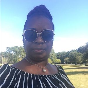 Meet your Posher, Karen d